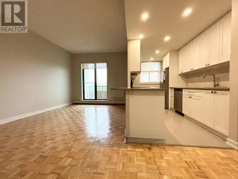 16 Cedarwoods Crescent Kitchener ON N2C 2L4