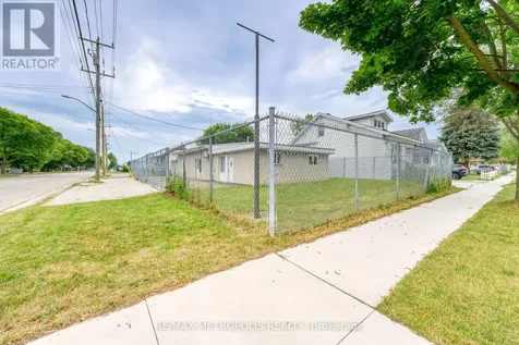 431 Campbell Street Sarnia ON N7T 2J1