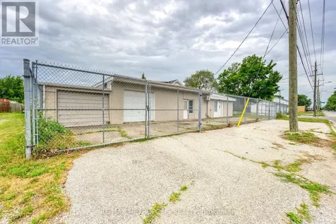 431 Campbell Street Sarnia ON N7T 2J1