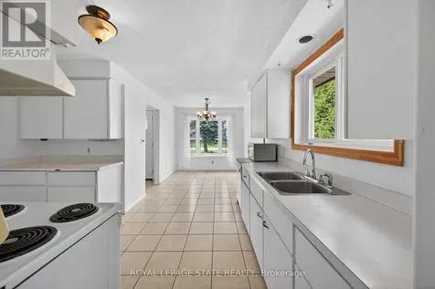 5558 White Church Road Hamilton ON L0R 1W0