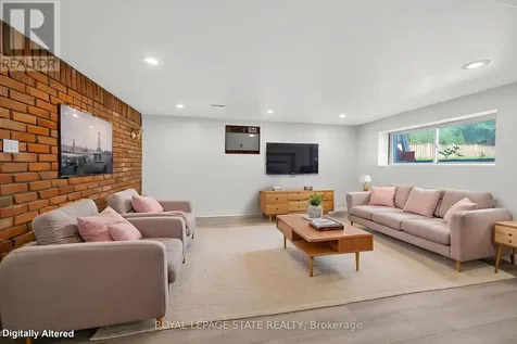 5558 White Church Road Hamilton ON L0R 1W0
