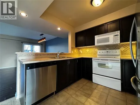 37 Northcliffe Crescent Cambridge ON N3C 4M7