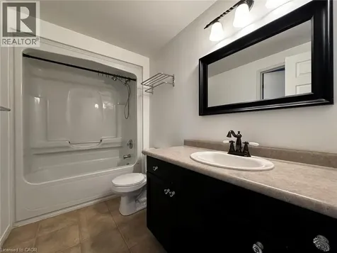 37 Northcliffe Crescent Cambridge ON N3C 4M7