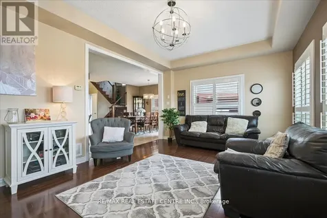 33 Paula Court Orangeville ON L9W 5V1