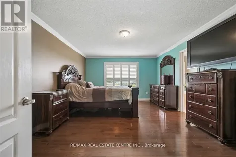 33 Paula Court Orangeville ON L9W 5V1