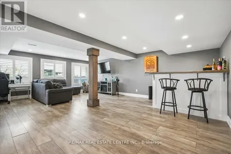 33 Paula Court Orangeville ON L9W 5V1