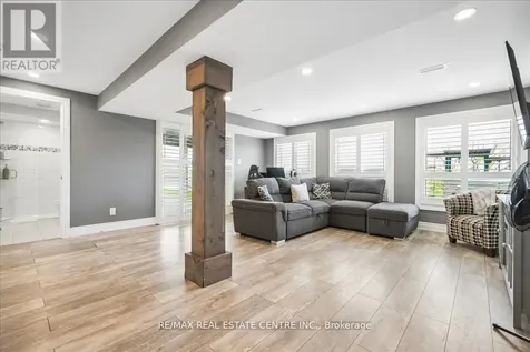 33 Paula Court Orangeville ON L9W 5V1
