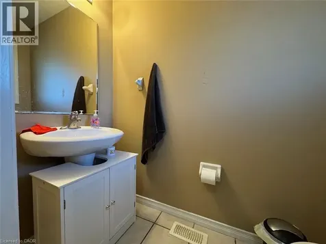 517 Northbrook Place Kitchener ON N2R 1L8