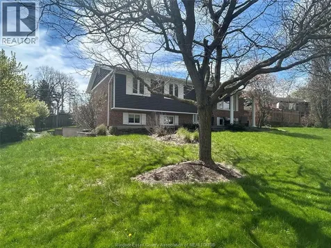 1 Sunset Place Elmira ON N3B 3E2