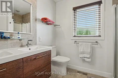 2064 Dunollie Crescent Ottawa ON K2W 1H6