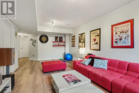 2064 Dunollie Crescent Ottawa ON K2W 1H6