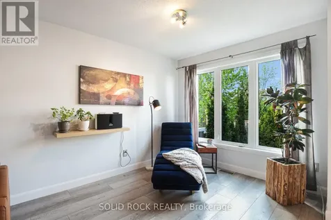 2064 Dunollie Crescent Ottawa ON K2W 1H6