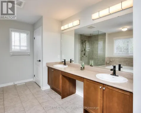 225 Ridgemere Court Kitchener ON N2P 2V5