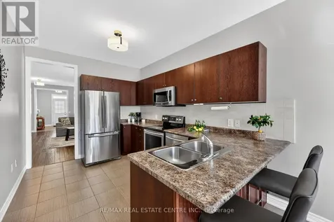 256 Johnson Drive Shelburne ON L9V 3V7
