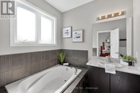 256 Johnson Drive Shelburne ON L9V 3V7