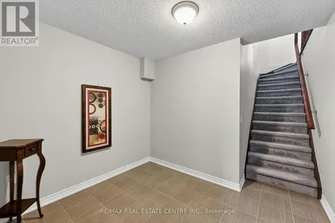 256 Johnson Drive Shelburne ON L9V 3V7