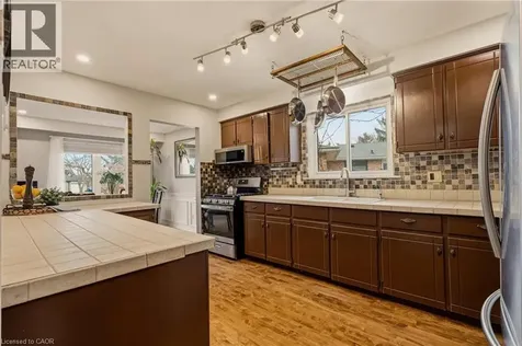 21 Milverton Close Waterdown ON L8B 0B1