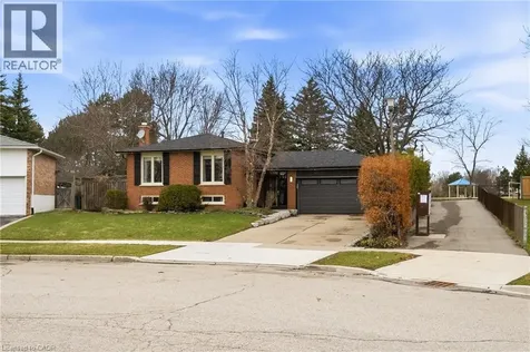 21 Milverton Close Waterdown ON L8B 0B1
