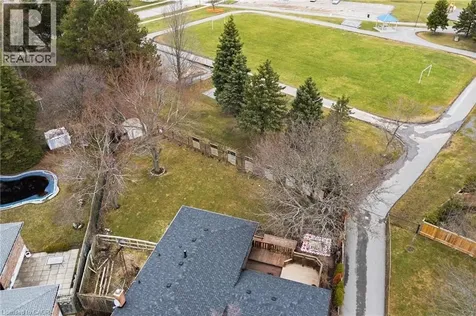 21 Milverton Close Waterdown ON L8B 0B1