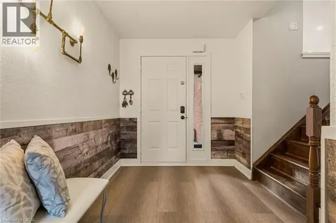 21 Milverton Close Waterdown ON L8B 0B1