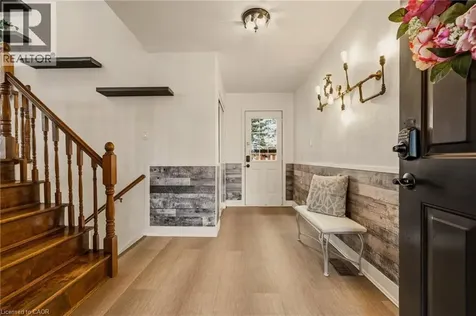21 Milverton Close Waterdown ON L8B 0B1