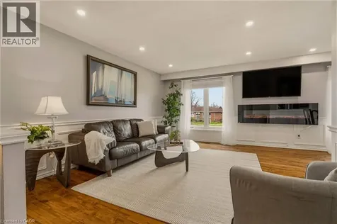 21 Milverton Close Waterdown ON L8B 0B1