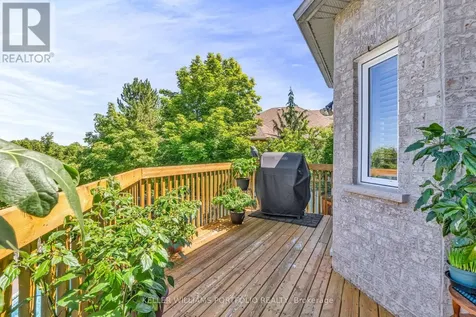 8 Vista View Court Caledon ON L7C 1E1
