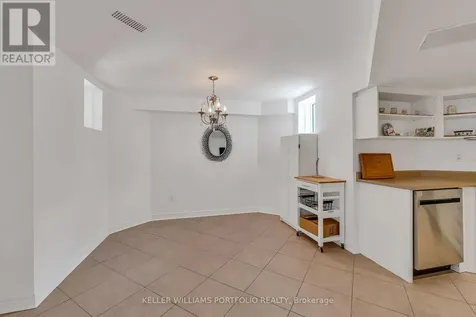 8 Vista View Court Caledon ON L7C 1E1