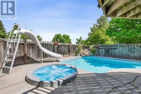 8 Vista View Court Caledon ON L7C 1E1