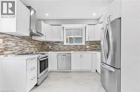 146 Craigroyston Road Hamilton ON L8K 3K1