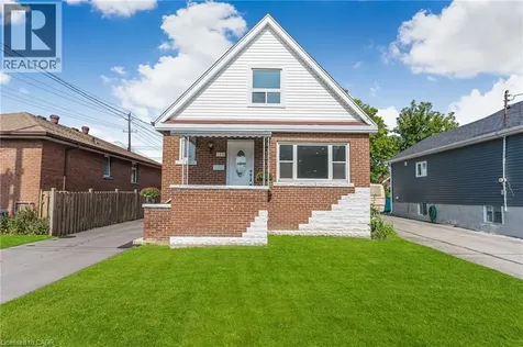 146 Craigroyston Road Hamilton ON L8K 3K1