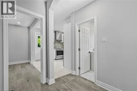 146 Craigroyston Road Hamilton ON L8K 3K1