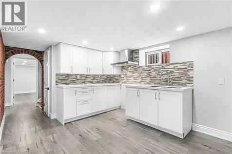 146 Craigroyston Road Hamilton ON L8K 3K1