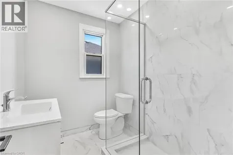 146 Craigroyston Road Hamilton ON L8K 3K1