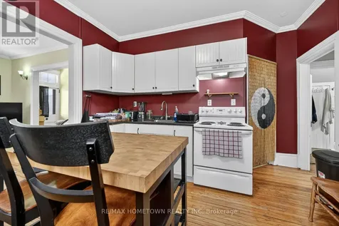 61 Pearl Street East Brockville ON K6V 1P6