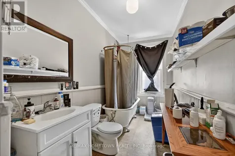 61 Pearl Street East Brockville ON K6V 1P6
