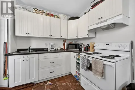 61 Pearl Street East Brockville ON K6V 1P6