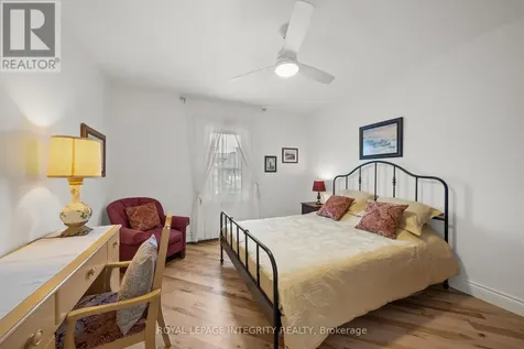 45 Goulburn Avenue Ottawa ON K1N 8C7