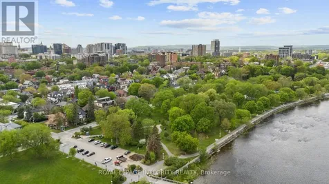 45 Goulburn Avenue Ottawa ON K1N 8C7