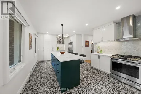 45 Goulburn Avenue Ottawa ON K1N 8C7