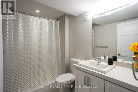 431 Provence Avenue Russell ON K0A 1W0