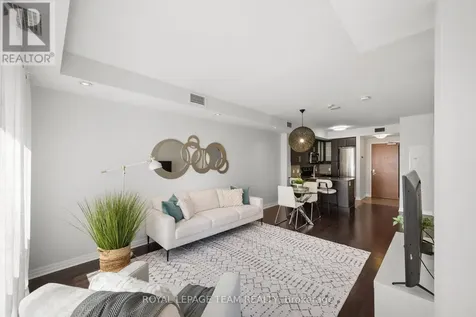 242 Rideau Street Ottawa ON K1N 0B7