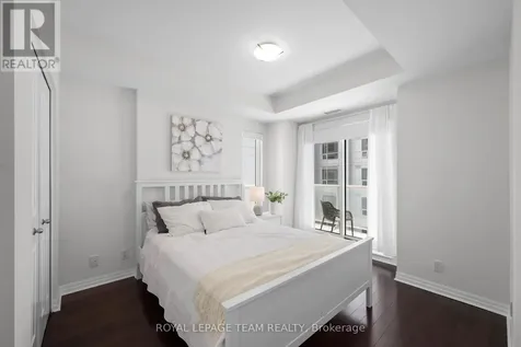 242 Rideau Street Ottawa ON K1N 0B7