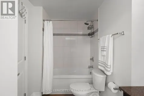 242 Rideau Street Ottawa ON K1N 0B7