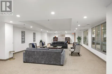 242 Rideau Street Ottawa ON K1N 0B7