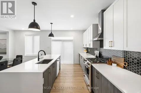 612 Ribbon Street Ottawa ON K4M 0M8