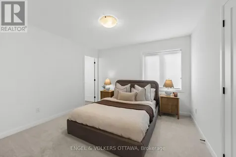 612 Ribbon Street Ottawa ON K4M 0M8