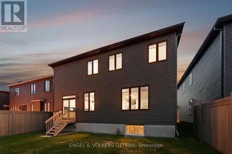 612 Ribbon Street Ottawa ON K4M 0M8