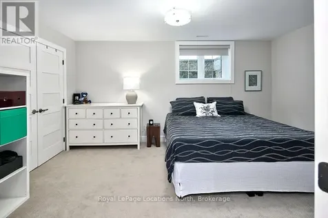 174 High Bluff Lane Blue Mountains ON N0H 2P0