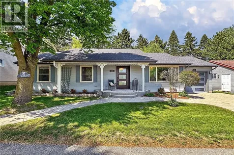 12 Fieldstone Walk New Hamburg ON N3A 2E9